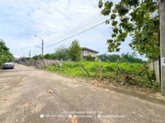 ขาย!! ที่ดินจัดสรร หมู่บ้านบ้านสวนเทพมณฑล ซอยศาลาธรรมสพน์5  (ขนาด 166 ตร.ว. )  ตลิ่งชัน ทวีวัฒนา  พุทธมณฑลสาย2 ทำเลดี  แปลงสวยเดินทางสะดวก เข้า-ออกได้หลายทาง-202510171028141760671694011.jpg