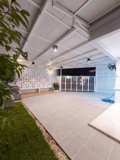  บ้านแฝดฟังก์ชันบ้านเดี่ยว 