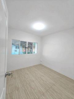  บ้านแฝดฟังก์ชันบ้านเดี่ยว 