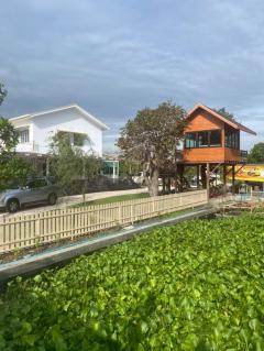 ขายที่ดิน 5 ไร่ พร้อมบ้านพักสไตล์รีสอร์ท ติดคลองสวย พร้อมโอน บ้านแพ้ว 4 ตำบลหลักสาม สมุทรสาคร -202510171207251760677645871.jpg
