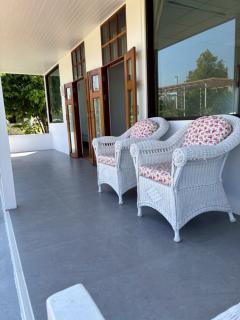 ขายที่ดิน 5 ไร่ พร้อมบ้านพักสไตล์รีสอร์ท ติดคลองสวย พร้อมโอน บ้านแพ้ว 4 ตำบลหลักสาม สมุทรสาคร -202510171207291760677649011.jpg