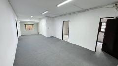 NTG236 ให้เช่าบ้านเดี่ยว 1 ชั้น ลาดพร้าว 71 มี 9 ห้องนอน ใช้งานได้หลายรูปแบบ ออฟฟิศ สต๊อกสินค้า ห้องไลฟ์ขายของออนไลน์  300 ตรม 220 ตรว-202510171239441760679584241.jpg