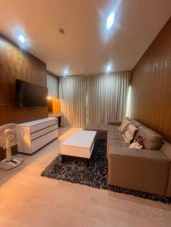 ให้เช่า คอนโด Noble Remix (โนเบิล รีมิกซ์) 96.96 ตรม. 2 นอน 2 น้ำ ชั้น 24 วิวเมือง จอดรถได้ 1 คัน