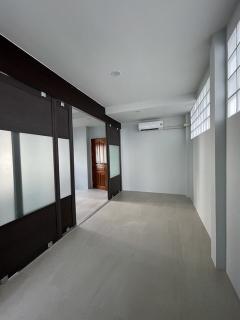 ให้เช่าบ้านเดี่ยว แยกราชวิถี ถนนพระรามที่ 5 ซอยราชวิถี32 ซอยสุจริต2 เขตดุสิต รีโนเวทใหม่ทั้งหลัง เหมาะอยู่อาศัย-202510181434141760772854645.jpg