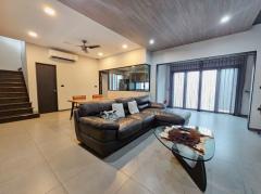 ให้เช่า ทาวน์โฮม เพิ่งรีโนเวทใหม่ VIVE Bangna KM.7 225 ตรม 40 ตรว-202510190032011760808721516.jpg