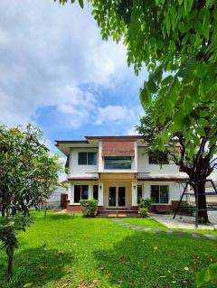 ให้เช่าบ้านเดี่ยว บ้านหมู่บ้านบ้านลาดพร้าว Exclusive ซ.โยธินพัฒนา11 ทำเลถนนเลียบด่วนเอกมัย รามอินทรา (N.1899)-202510201120571760934057858.jpg