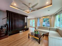 ให้เช่าบ้านเดี่ยว บ้านหมู่บ้านบ้านลาดพร้าว Exclusive ซ.โยธินพัฒนา11 ทำเลถนนเลียบด่วนเอกมัย รามอินทรา (N.1899)-202510201121011760934061213.jpg