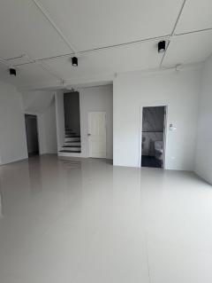 ขายโฮมออฟฟิศ 4 ชั้น ติดถนนใหญ่กิ่งแก้ว – The Terminal สุวรรณภูมิ จังหวัดสมุทรปราการ-202510201353271760943207177.jpg