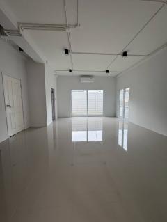 ขายโฮมออฟฟิศ 4 ชั้น ติดถนนใหญ่กิ่งแก้ว – The Terminal สุวรรณภูมิ จังหวัดสมุทรปราการ-202510201353321760943212799.jpg