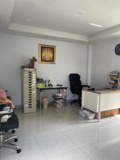 ขาย/เช่า ทาวน์โฮม 3 ชั้น ทาวน์ อเวนิว เมิร์จ รัตนาธิเบศร์ ต. เสาธงหิน อ.บางใหญ่ จ.นนทบุรี-202510201645141760953514348.jpg