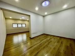 ให้เช่า อาคารพาณิชย์ 3.5 ชั้น 16 ตรว. ถ.ประชาอุทิศ 60-1 ใกล้โรงเรียนอิสลามวิทยาลัย