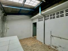 ให้เช่า อาคารพาณิชย์ 3.5 ชั้น 16 ตรว. ถ.ประชาอุทิศ 60-1 ใกล้โรงเรียนอิสลามวิทยาลัย-202510201656281760954188585.jpg