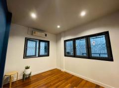 ให้เช่า บ้านเดี่ยวชั้นเดียว 2 นอน ซอยติวานนท์ 52 ใกล้รถไฟฟ้า MRT สายสีชมพู 44 ตรว-202510201656511760954211879.jpg