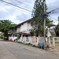 ขาย บ้านเดี่ยว หมู่บ้านปรีชา 2 ชั้น ขนาดเนื้อที่ดิน 90 ตารางวา พื้นที่ใช้สอย 250 ตารางเมตร เจ้าของขายเอง-202510201722361760955756392.jpg