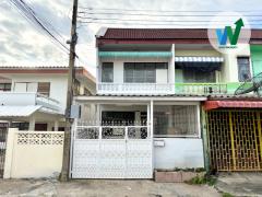 ขายทาวน์เฮ้าส์สุขุมวิท 103 แสนสุข อุดมสุข รีโนเวท สภาพใหม่ พื้นที่กว้าง เข้าอยู่ได้เลย ใกล้รถไฟฟ้าสายสีเขียว สายสีเหลือง