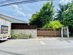 ขาย โกดัง เพชรเกษม 81 บางบอน 5 พื้นที่ใช้สอย 128 ตรม เนื้อที่ 1 งาน 53 ตรว