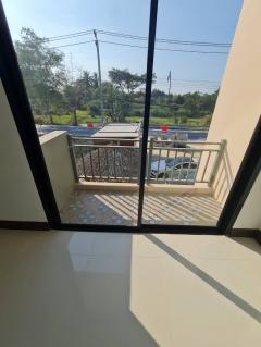  อาคารพาณิชย์ 3 ชั้น   ซีดาร์  หลังมุม  ถนนกันตนา -202510211735111761042911024.jpg