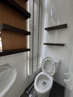 ให้เช่า คอนโดThe Height ทองหล่อ 136.92 ตร.ม. 2 นอน 2 น้ำ 1 ห้องแม่บ้าน ชั้น 4 วิวเมือง จอดรถได้ 2 คัน-202510211829121761046152842.jpg