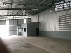 โกดัง พื้นที่ประมาณ 250 ตร.ม. ให้เช่าแถวบางแสน ห้วยกะปิ ทำเลดี เข้าออกได้ทั้งข้าวหลามและสุขุมวิท-202510220844061761097446695.jpg