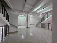 ขายอาคารพานิชย์ 6 ชั้น 2 คูหา สาทร รีโนเวทใหม่พร้อมเข้าอยู่ (N.1906)-202510221058261761105506882.jpg