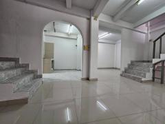 ให้เช่าอาคารพานิชย์ 6 ชั้น 2 คูหา สาทร รีโนเวทใหม่พร้อมเข้าอยู่ (N.1906)-202510221134501761107690927.jpg