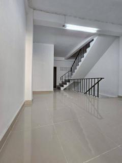 ให้เช่าอาคารพาณิชย์ 5 ชั้น สาทร รีโนเวทใหม่ ทำเลดีใกล้แหล่งธุรกิจ (N.1907)-202510221309051761113345468.jpg