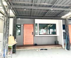 ขายทาวน์โฮม 3 ชั้น หมู่บ้าน บ้านใหม่ 2 ซอยพุทธบูชา 36 ถนนพุทธบูชา ทุ่งครุ #LB253 – 001119-202510221320351761114035966.jpg