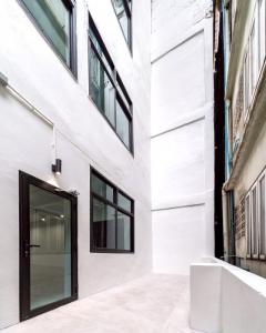 ขาย อาคารพาณิชย์ 2 คูหา ซ.เจริญกรุง 31 ตลาดน้อย-เยาวราช รีโนเวทใหม่ ทำเลทอง ติดแหล่งค้าขาย พร้อมลิฟต์ในตัว-202510221932161761136336345.jpg