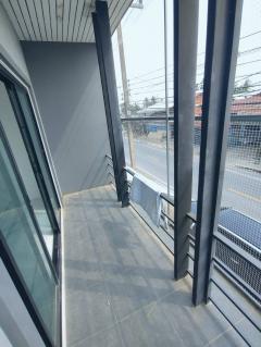 ขายตึกแถว 2 ชั้น ห้วยคต อุทัยธานี ทำเลดีติดถนน เหมาะค้าขาย อยู่อาศัย -202510231453431761206023911.jpg