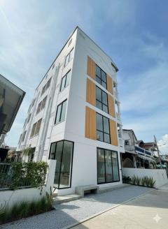 BTSสายหยุด 1.7 กม.ขายอพาร์ทเม้นท์  5 ชั้น 40ตร.วา. แยกสะพานใหม่ รามอินทรา5-21 600ตร.ม.24น้ำ นานาชาติ ม.เกริก 3.0 กม. 24นอน