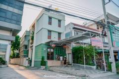 ขายตึกสวย home office ติดถนน  ใกล้เซ็นทรัลนครสวรรค์