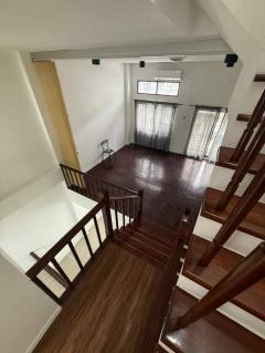 NTG186 ให้เช่าทาวน์โฮม 3.5 ชั้น หมู่บ้านบ้านกลางเมือง1 รัชดา เหม่งจ๋าย เหมาะอยู่อาศัย พร้อมอยู่ มีเฟอร์-202510241445061761291906062.jpg