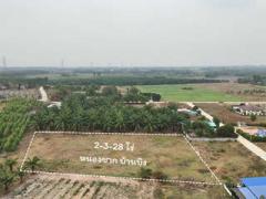 ขายที่ดิน 2-3-28  ไร่ เขตหนองชาก บ้านบึง  ใกล้สนามฟุตบอลเบียร์ช้าง และ วัดสิงห์ทองพรหมาวาส ติดถนน สาธารณะ 2 ด้าน  ไร่ละ  1,600,000  บาท  (ยกแปลง 4.51 ล้านบาท)-202510241452491761292369414.jpg