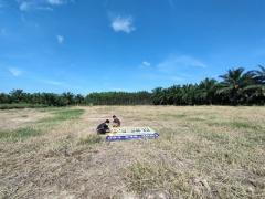 ขายที่ดิน 2-3-28  ไร่ เขตหนองชาก บ้านบึง  ใกล้สนามฟุตบอลเบียร์ช้าง และ วัดสิงห์ทองพรหมาวาส ติดถนน สาธารณะ 2 ด้าน  ไร่ละ  1,600,000  บาท  (ยกแปลง 4.51 ล้านบาท)-202510241453181761292398455.jpg