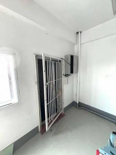 ขายพร้อมผู้เช่าถูกมาก!! อาคารพาณิชย์ 4 ชั้นครึ่ง รีโนเวทใหม่ ติดถนน ซอยประชาอุทิศ 11 ใกล้สนามบิน รถไฟฟ้าฯ-202510242045331761313533515.jpg