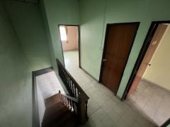 ขายทาวน์เฮ้าส์ 2 ชั้น ทำเลทอง “เลี่ยงเมืองปากเกร็ด” ใกล้รถไฟฟ้าสายสีชมพูเพียง 2 นาที-202510242158161761317896811.jpg