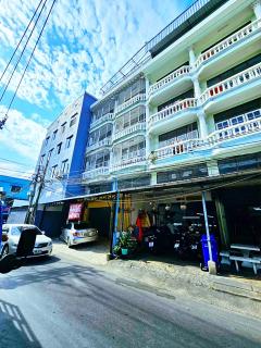 วัดไผ่เงิน รร.อัสสัมชัญ 1.4กม. จันทร์ 39-43 อาคารพาณิชย์ 6 ชั้น 2 คูหา 668 ตร.ม. 6นอน 7น้ำ ถ. เจริญราษฎร์  เซนต์หลุยส์ 