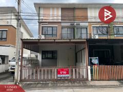 ขายทาวน์เฮ้าส์หลังริม-หมู่บ้านเอสซ