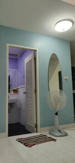 ขาย ทาวน์เฮ้าส์ ชั้นครึ่ง หมู่บ้านวรารักษ์ รังสิตคลองสาม 20 ตรว. 80 ตรม. 2 นอน 1 น้ำ สะอาด น่าอยู่-202510252119511761401991024.jpg