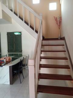 ขาย ทาวน์เฮ้าส์ ชั้นครึ่ง หมู่บ้านวรารักษ์ รังสิตคลองสาม 20 ตรว. 80 ตรม. 2 นอน 1 น้ำ สะอาด น่าอยู่-202510252119521761401992587.jpg