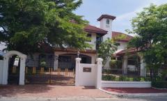 ให้เช่า บ้านเดี่ยว หมู่บ้าน เลคไซด์  2 ถ.บางนา-ตราด กม.7 เนื้อที่ 3 งาน 50 ตร.วา ราคา 130,000 บาท-เดือน