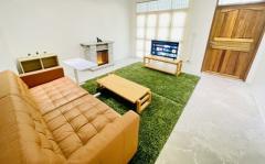 โลตัส สุขุมวิท105 650 ม.ลาซาล18-26  BTSแบริ่ง 1.3กม. ให้เช่าทาวน์เฮ้าส์สุดหรู 3 ชั้น หรูหรา  23ตร.วา. 276ตร.ม. จัดเต็มเฟอร์ฯ 3นอน 2น้ำ 