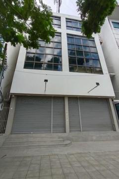 ให้เช่า อาคารพาณิชย์ 2 คูหา 4.5 ชั้น ริมถนน พระราม 3-นราธิวาส ถนนนราธิวาสราชนครินทร์ ช่องนนทรี เขตยานนาวา