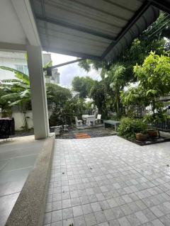 ให้เช่า บ้านเดี่ยว มัณฑนา พระราม 9–ศรีนครินทร์ 66 ตร.ว. 300 ตร.ม. 3 นอน 3 น้ำ 2 ชั้น จอดรถได้ 2 คัน เฟอร์นิเจอร์ครบ-202510271834501761564890091.jpg