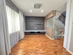 ขาย ทาวน์โฮม ถนนเมน เดอะทรัสต์ซิตี้ งามวงศ์วาน 170 ตรม 29.1 ตรว พร้อมอยู่หลังมุม เดินทางสะดวก-202510272223581761578638137.jpg