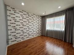 ขาย ทาวน์โฮม ถนนเมน เดอะทรัสต์ซิตี้ งามวงศ์วาน 170 ตรม 29.1 ตรว พร้อมอยู่หลังมุม เดินทางสะดวก-202510272224001761578640551.jpg