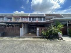 ขาย ทาวน์โฮม หมู่บ้านประชากรไทย ลาดพร้าว 93 150 ตรม. 27 ตร.วา ใกล้รถไฟฟ้า MRT มหาดไทย เหมาะรีโนเวทให้สวยใหม่น่าอยู่