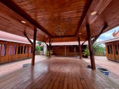 ขายบ้านพักตากอากาศกาญจนบุรี 5 ไร่ เลาขวัญ วิวเขา บรรยากาศสงบ บ้านไม้สักกึ่งปูน พร้อมเข้าอยู่-202510281004511761620691432.jpg