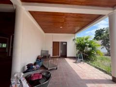 ขายบ้านพักตากอากาศกาญจนบุรี 5 ไร่ เลาขวัญ วิวเขา บรรยากาศสงบ บ้านไม้สักกึ่งปูน พร้อมเข้าอยู่-202510281004521761620692508.jpg