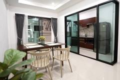 ให้เช่า ทาวโฮม3ชั้นใกล้เดอะมอลล์บางกะปิขนาด220  ตรม 4 ห้องนอน3 ห้องน้ำ5 แอร์เฟอร์เครื่องใช้ไฟฟ้าครบ-202510281116131761624973397.jpg